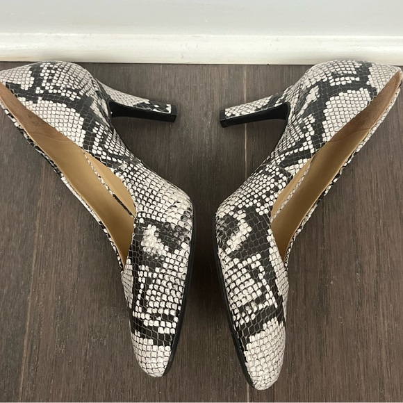 NWOT Naturalizer Snakeskin Women’s Heels - Picture 9 of 11